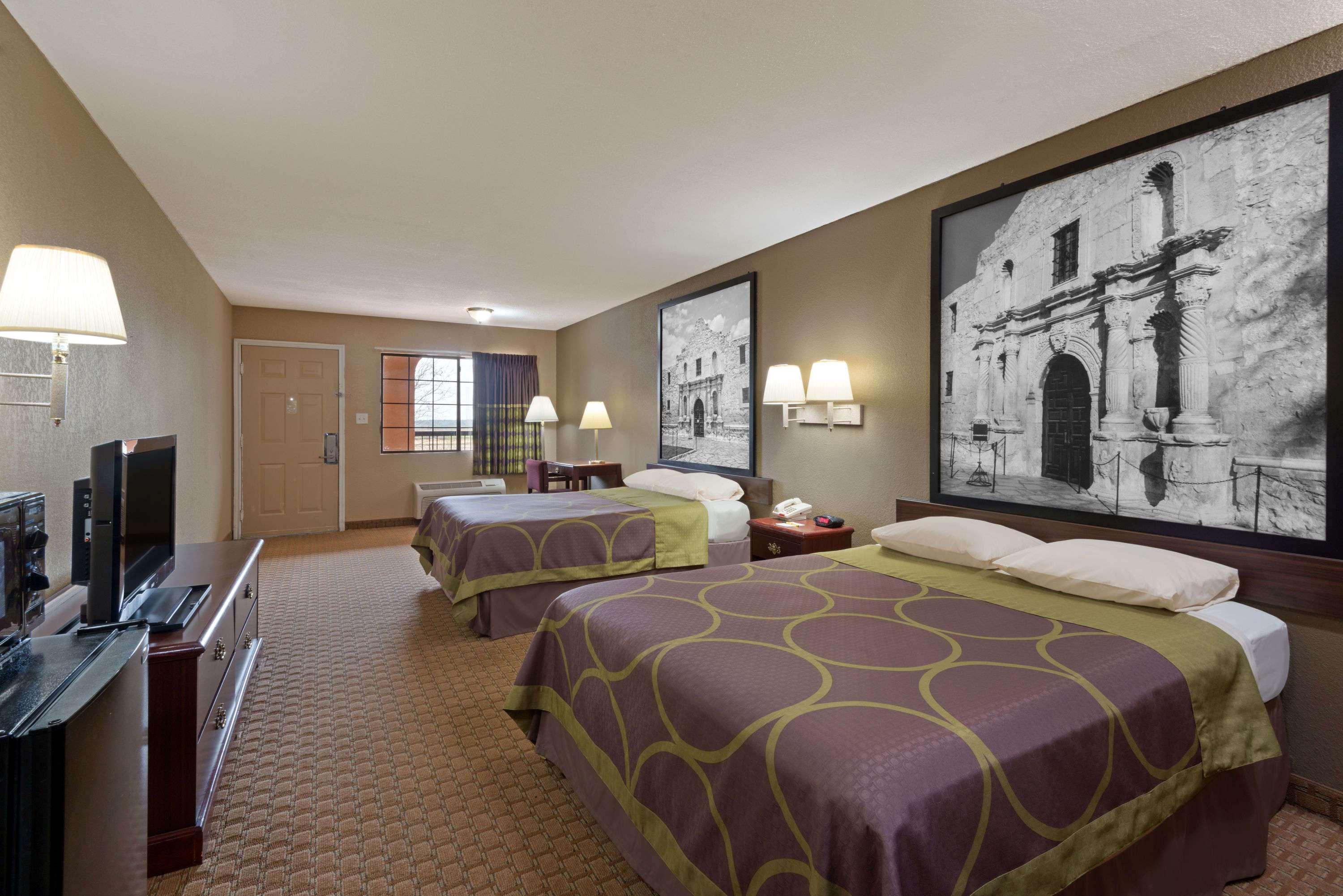 Super 8 By Wyndham San Antonio/Riverwalk Area Экстерьер фото